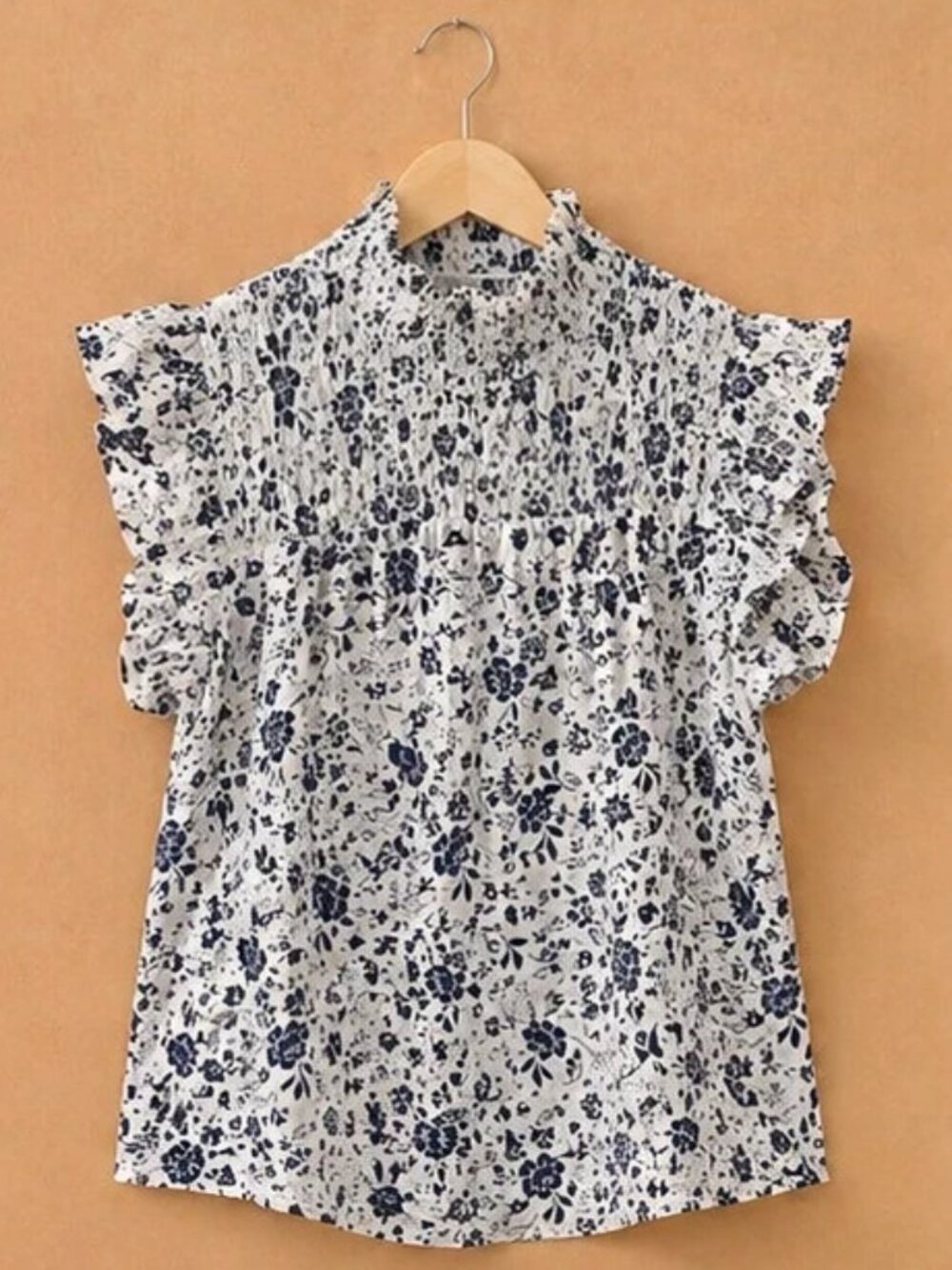 ADIVA NWT White & Navy Floral Smocked Blouse Size L | Romantic Ruffle Sleeve
